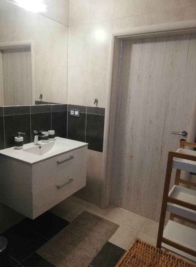 Senza Apartman Bratislava Buitenkant foto