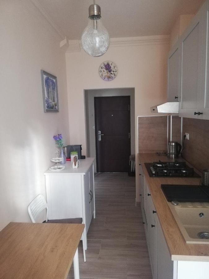 Senza Apartman Bratislava Buitenkant foto
